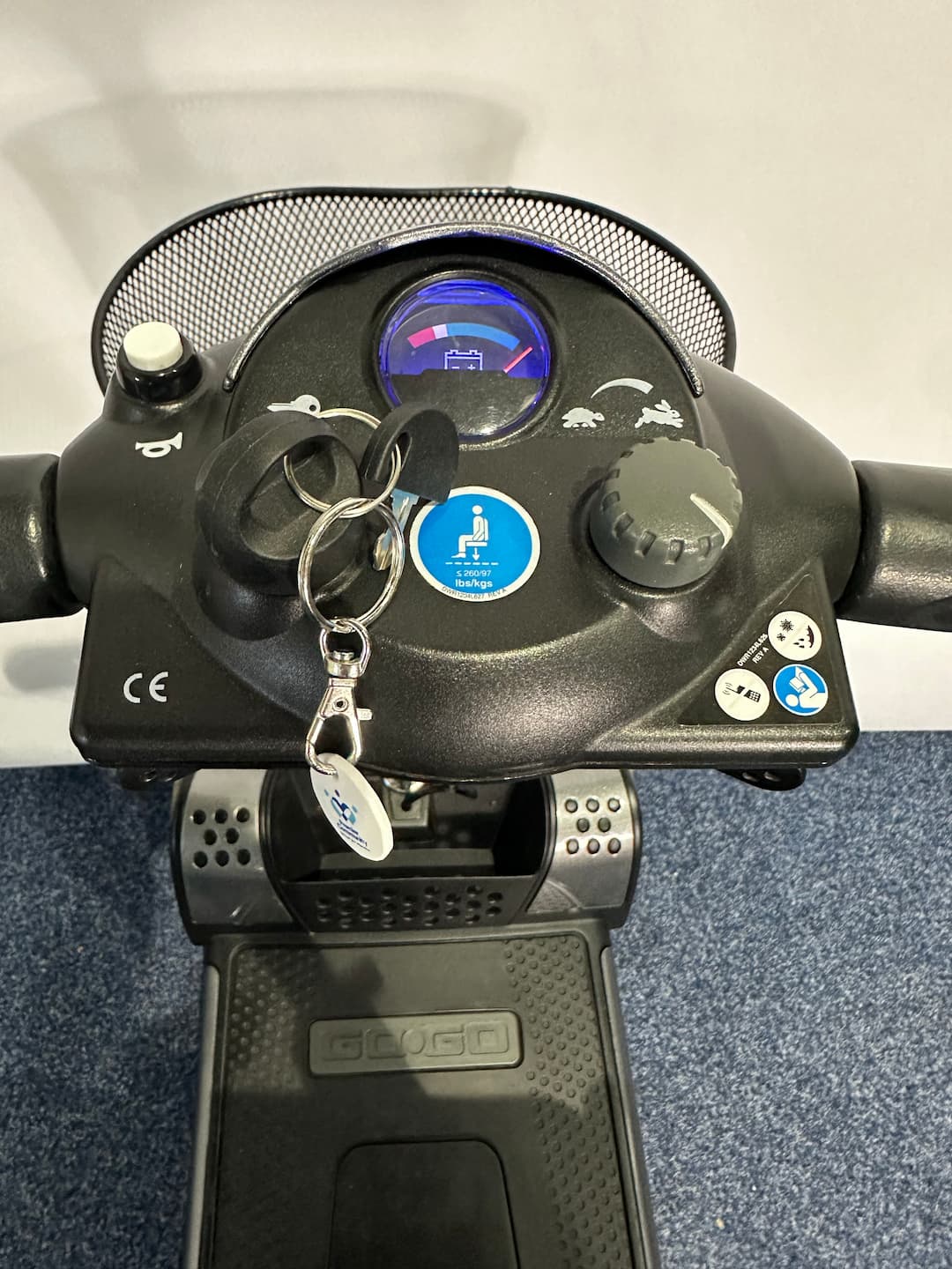 Approved Used Pride Go Go Elite Traveller in grey, with 12 ah batteries and mesh basket