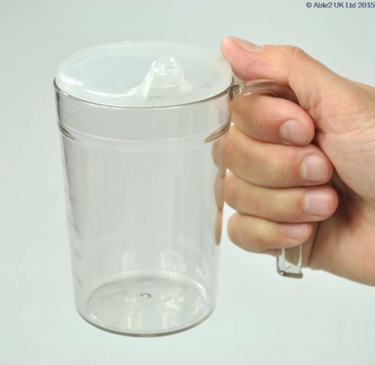 A hand holding Clear Drinking Cup with Handle & 2 Lids