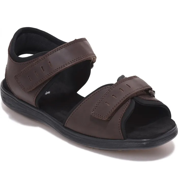 A closeup of the Cosyfeet Bruno Brown Waxy Sandal on a white background.