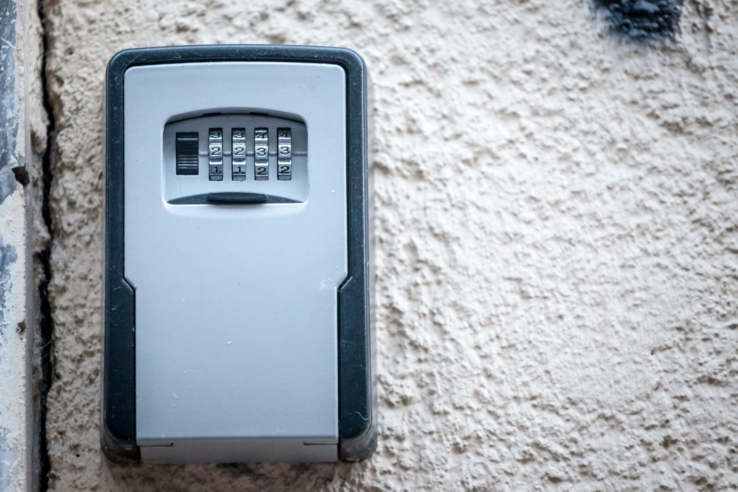 Example of a keysafe installation