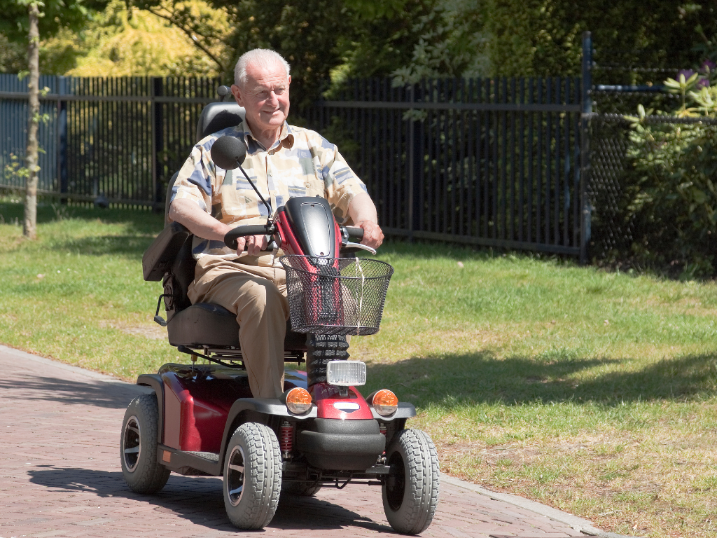 summer safety tips for mobility scooters