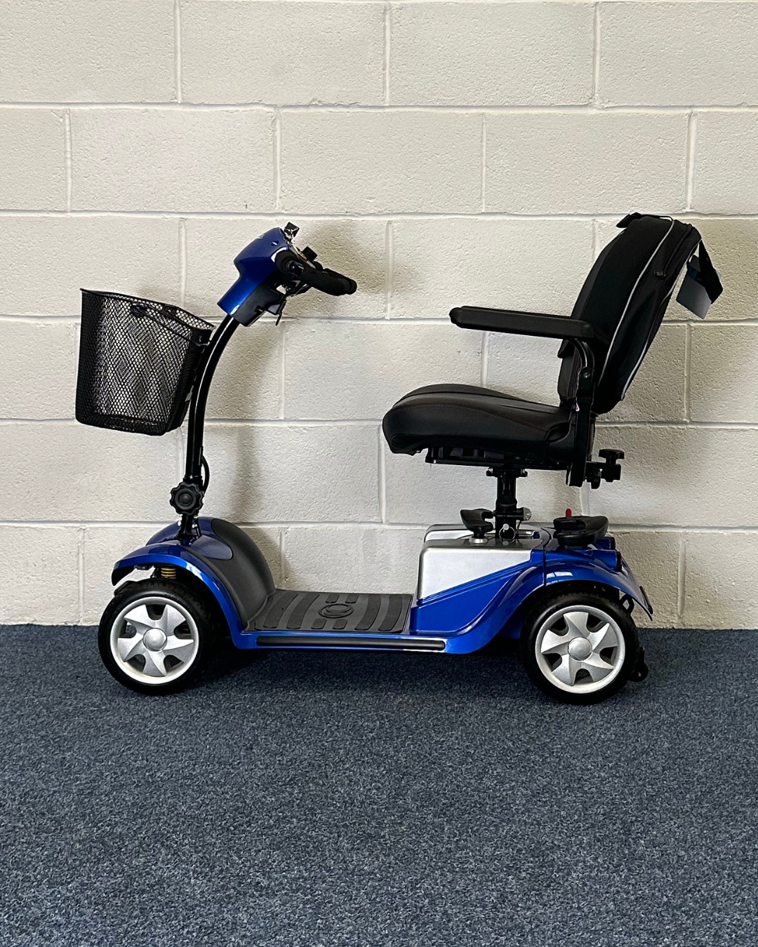Approved Used Kymco Mini Comfort in Blue with basket