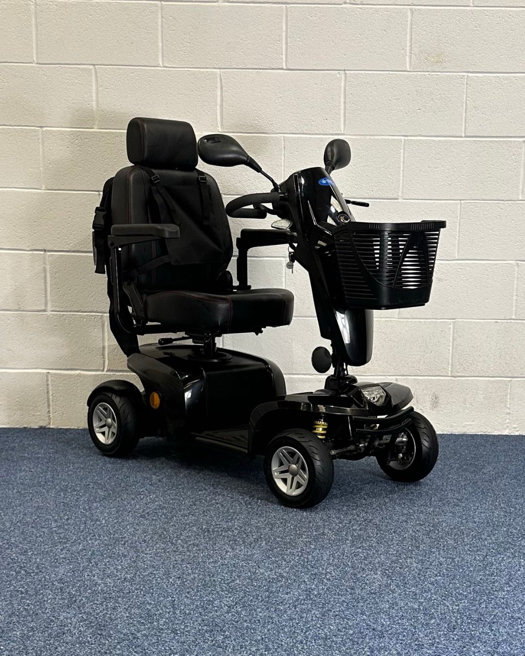 Approved Used Kymco Komfy 8 Black with basket and 2 mirrors
