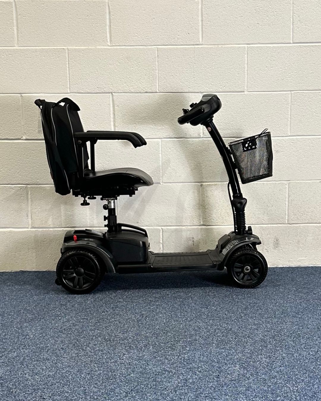 Approved Used Van Os Medical Travelux Tiempo in silver with basket