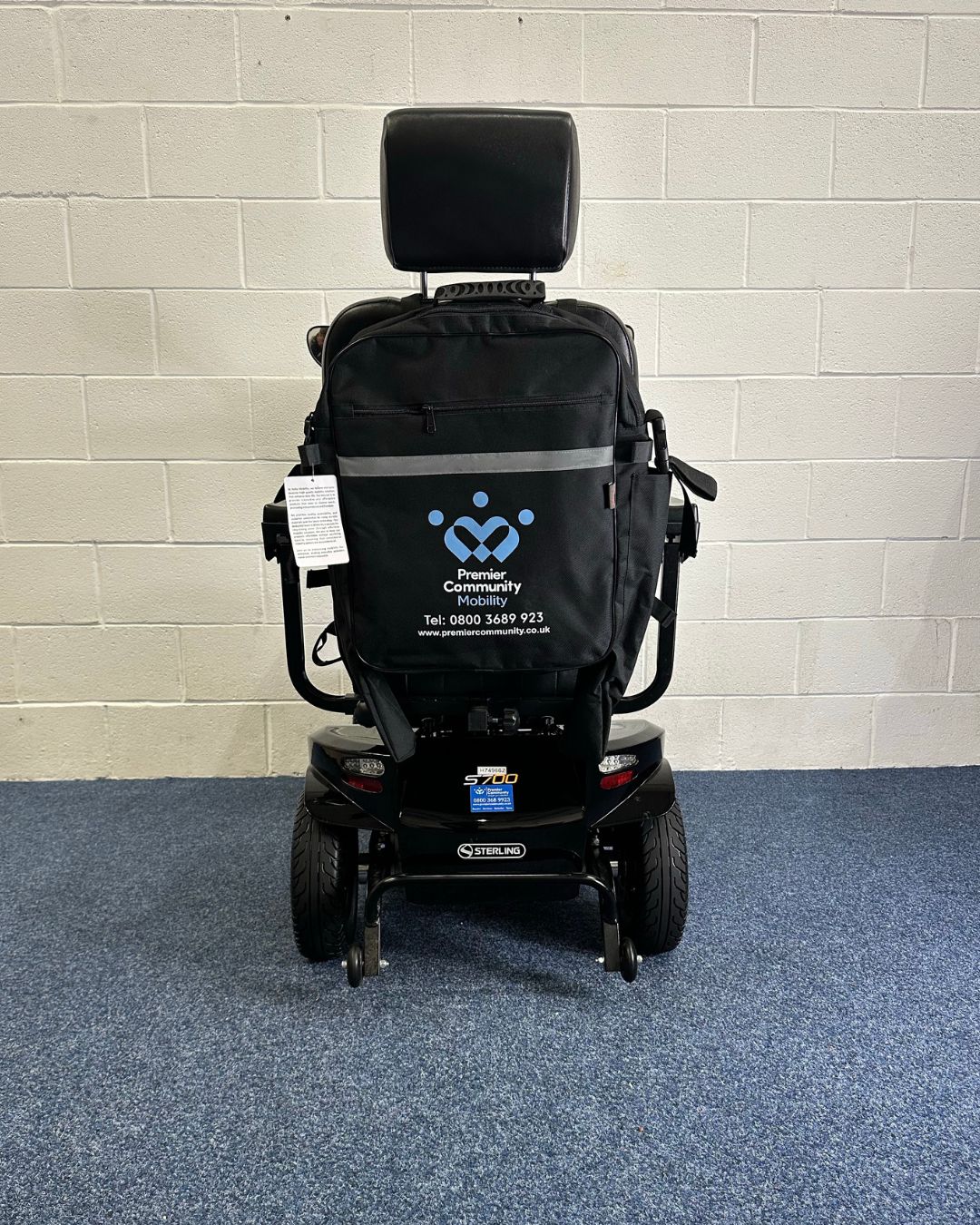 Approved Used Sterling S700 in black with basket and 2 mirrors
