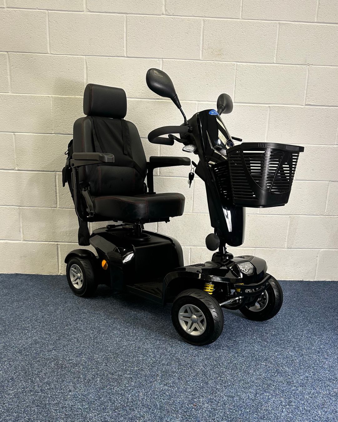 Approved Used Kymco Komfy 8 in black with basket and 2 mirrors
