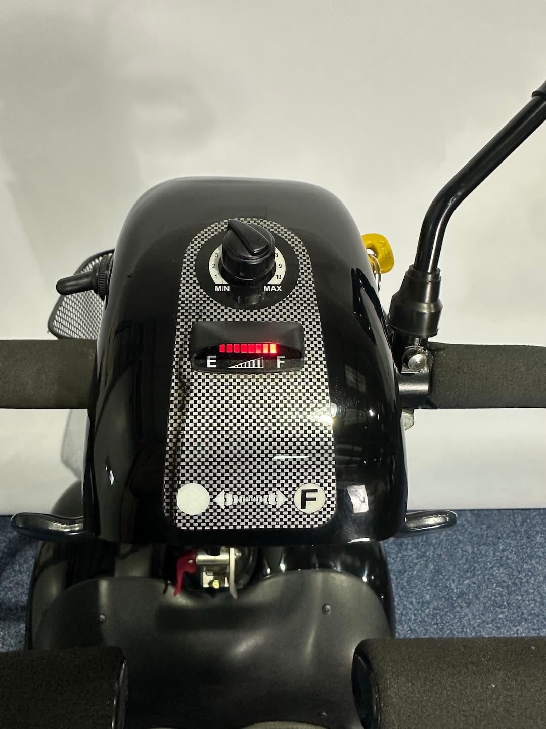 Approved Used Sterling Diamond in black with basket and mirror