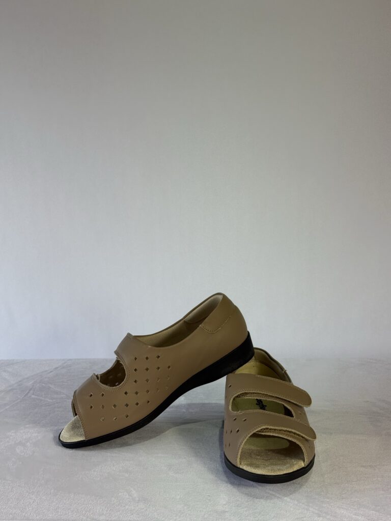 Cosyfeet Connie Taupe